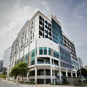 Dorsett Putrajaya Hotel Exterior photo