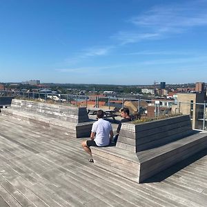 Central Apartment In Aarhus With Panorama Rooftop, High-Speed Internet & Parking Garage Exterior photo