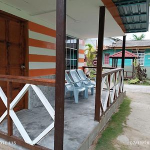 Villa Juara Ocean Chalet Kampong Juara Exterior photo