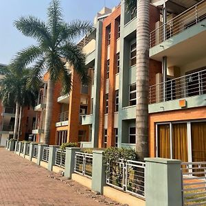 Unit 5, Capella Place Accra Exterior photo