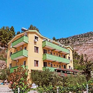 Hotel Bolonja Shëngjin Exterior photo