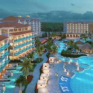 Sandals Dunns River All Inclusive Couples Only Ocho Ríos Exterior photo