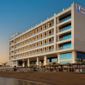 Waves Hotel Umm Lajj Exterior photo