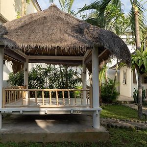 The Chillhouse Canggu By Bvr Bali Holiday Rentals Exterior photo