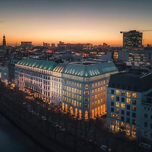 Fairmont Hotel Vier Jahreszeiten, Hotel Des Jahres 2023 & 2024- Die 101 Besten Hamburg Exterior photo