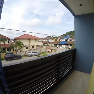 Coco Guesthouse Kemaman Chukai Exterior photo