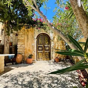 Monastiriako Bed and Breakfast Γιαννούδι Exterior photo