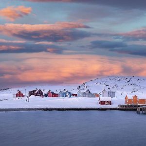 Kongsfjord Guesthouse Exterior photo