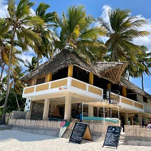 Blue Reef Sport & Fishing Lodge And Bungalows Jambiani  Exterior photo