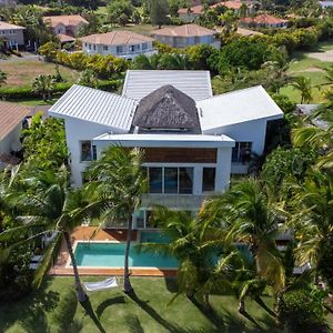 Luxury Villa Waterfall With Private Pool, Bbq & Maid Punta Cana Exterior photo