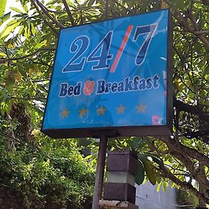 24/7 Bed & Breakfast Jimbaran (Bali) Exterior photo