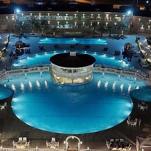 Al Salam Grand Hotel Al Buraimi Exterior photo