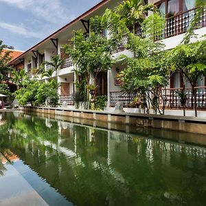 Montra Nivesha Residence And Art - By Montra Nivesha Siem Reap Exterior photo
