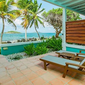 Tamarind Reef Resort Spa & Marina Christiansted Exterior photo