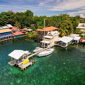 Santuarios Del Mar Bocas Town Exterior photo