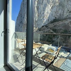 Cp High Floor Luxury Studio Gibraltar Exterior photo