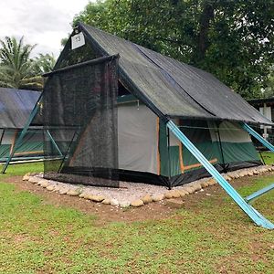 Outworld Basecamp Hotel Gopeng Exterior photo