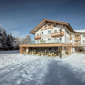 Crystls Aparthotel Flachau Exterior photo