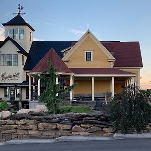 Hotel Magnetic Hill Winery Moncton Exterior photo