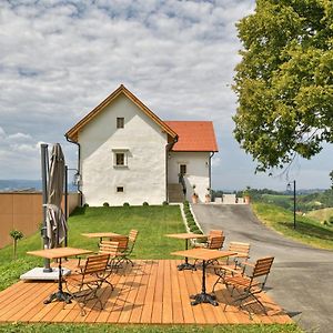 Bed and Breakfast Hisa 1624 - Adults Only Zgornja Kungota Exterior photo