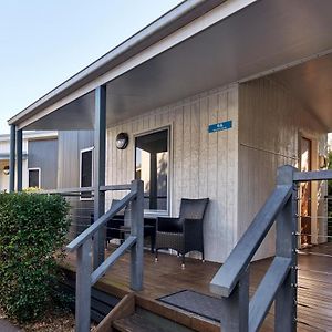 Nrma Sydney Lakeside Holiday Park Narrabeen Exterior photo