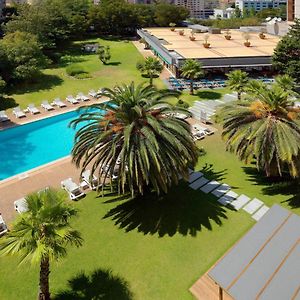 Lisbon Marriott Hotel Exterior photo