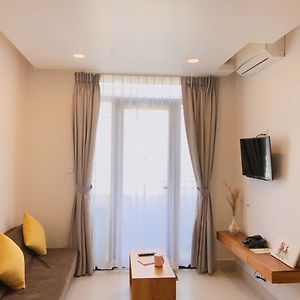 60m² 2 slaapkamer, 2 privé badkamer Appartement in Chamkar Morn Phnom-Penh Exterior photo
