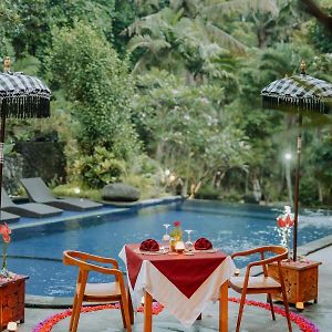 Dewangga Ubud Hotel Exterior photo