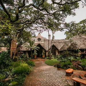 Amanzi Lodge Harare Exterior photo