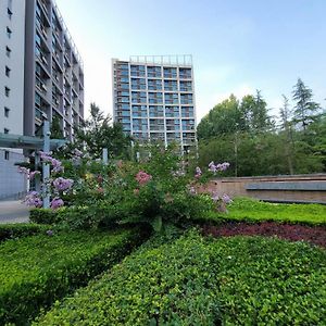 Beijing Yasmine Seasons Park Apartment Hotel Pequim Exterior photo