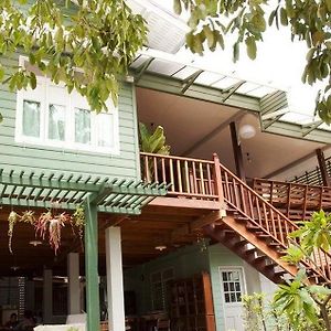 Bed and Breakfast Ban Boonchu à Ayutthaya Exterior photo