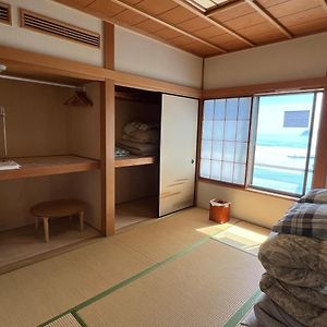 Atami Onsen Guest House Megumi Exterior photo