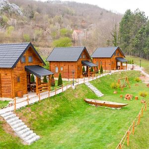 Forest&Lake Cottages Virpazar Exterior photo