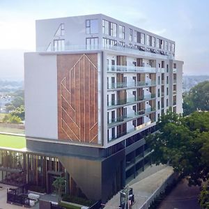 The Lennox Luxury Apartment Accra Exterior photo