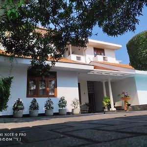 Suriya Arana Negombo Exterior photo