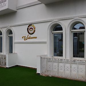 Hôtel Presken White House à Lagos Exterior photo