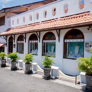 Cara Galle Fort Hotel Exterior photo