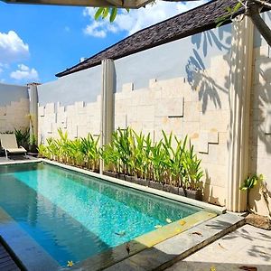 Zoe Villa Canggu Bali Exterior photo