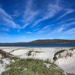 Barefootin Beachfront Cottage, Loadshedding-Proof, Steps Away From Langebaan Main Beach Bliss Exterior photo