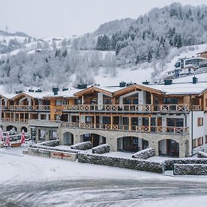 Avenida Mountain Lodges Kaprun Exterior photo