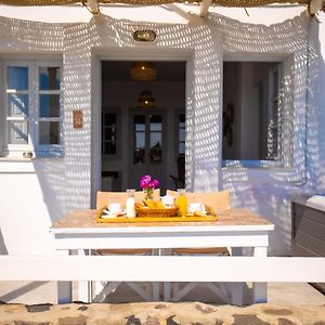 אימרוביגלי Phaos Santorini Suites Exterior photo
