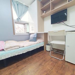 Apgujeong Home Seoul Exterior photo