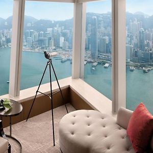 מלון The Ritz-Carlton הונג קונג Exterior photo