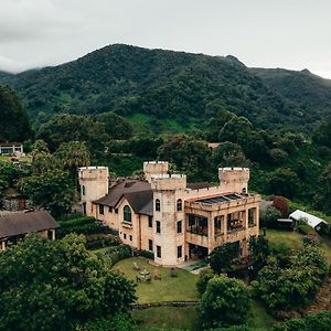 Bambuda Castle Hostel Boquete Exterior photo