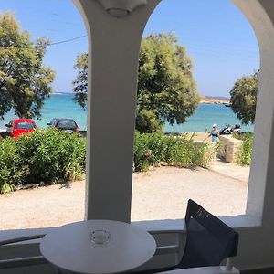 Roussos Beach Hotel Náousa Exterior photo
