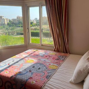A Sea View Spacious Cheering 5 Bedroom Villa Ain Sokhna "Ain Bay" فيلا كاملة للإيجار قرية العين باي Ain Suchna Exterior photo
