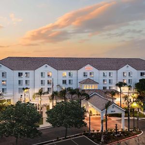 Hilton Garden Inn Bakersfield Exterior photo