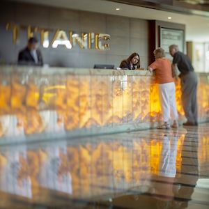 Titanic City Taksim Hotel Istanbul Exterior photo