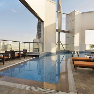 Готель Ramada Abu Dhabi Corniche Exterior photo