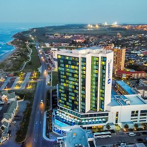 Radisson Blu Hotel, Port Elizabeth Exterior photo